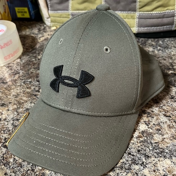 Under Armour youth ball cap - Picture 11 of 12
